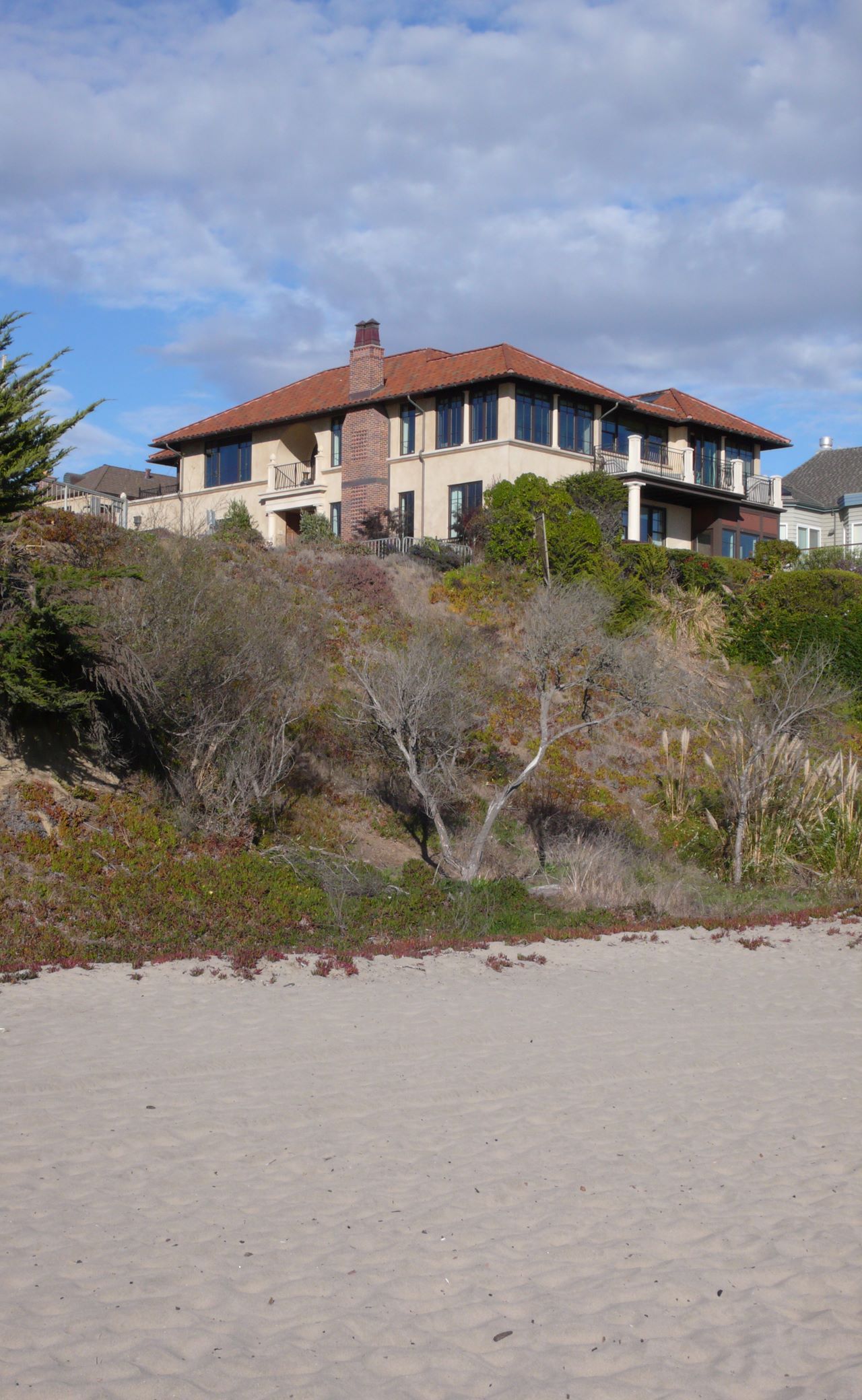 Italian revival home on coastal bluff in Central California